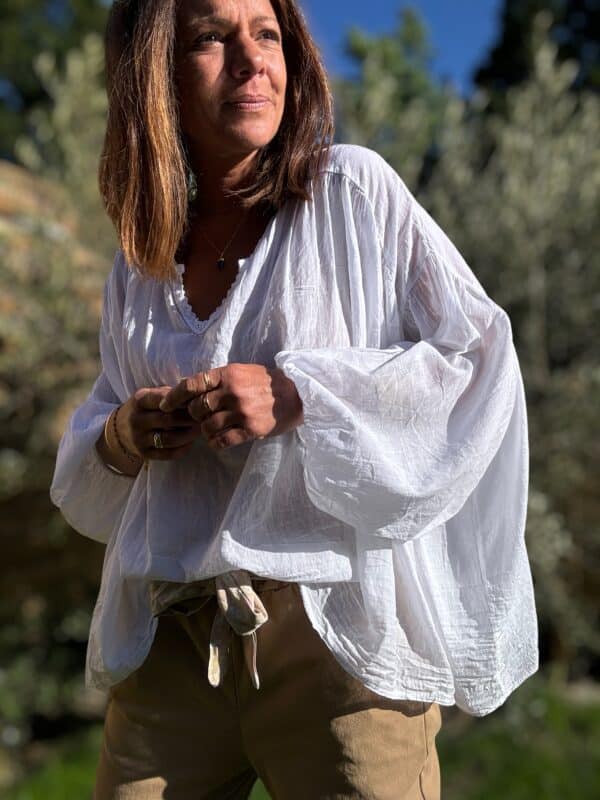 blouse Agathe blanche oversize – Image 2
