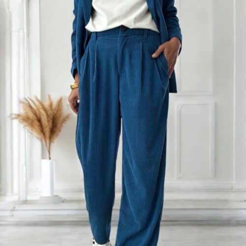 pantalon Issac en velours bleu de cobalt