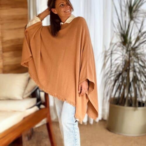 poncho Alex camel