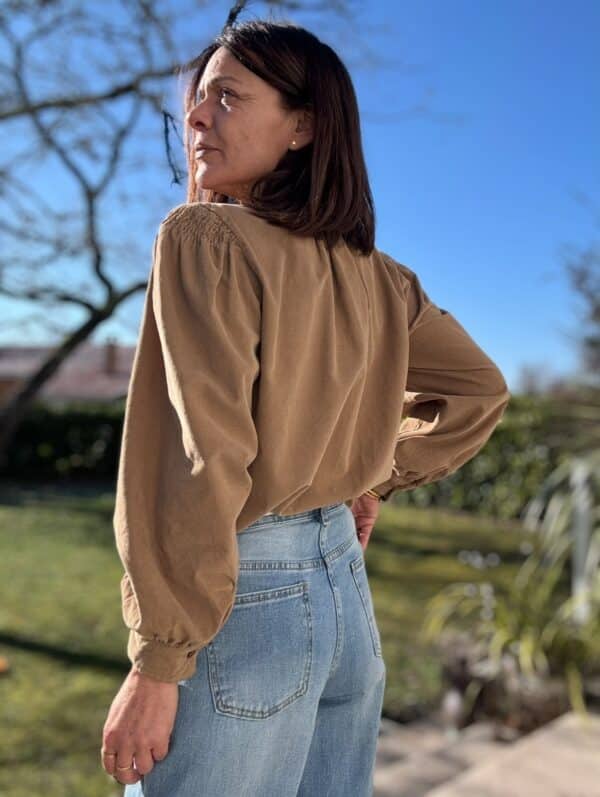 Chemise Brune en velours tan – Image 3