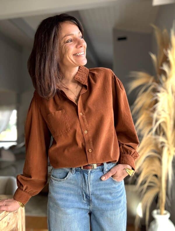 Chemise Brune en velours rouille – Image 2