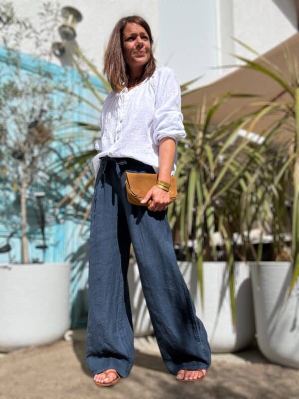 Pantalon en lin marine large Pierre – Image 3