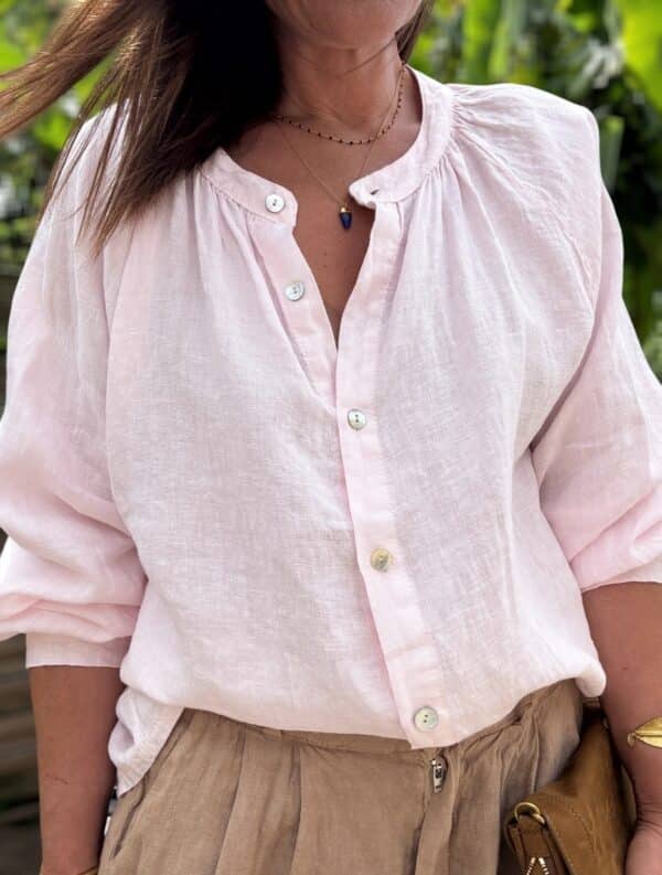 Chemise en lin rose poudré Albane, coupe, ample et col mao – Image 4