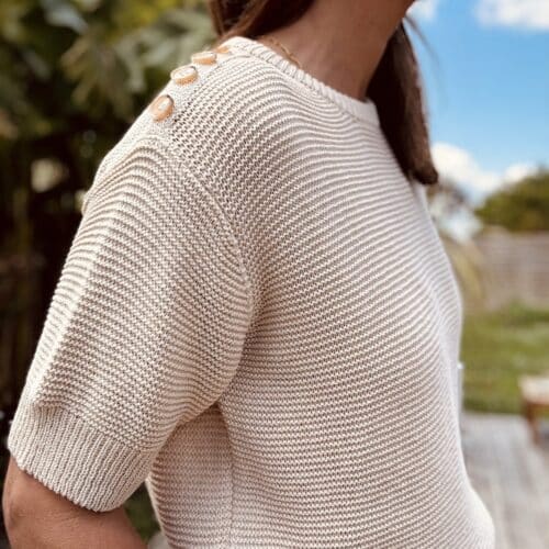 Pull Marcus camel clair boutons sur l’épaule