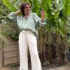 Chemise en lin kaki Romane manches ballon – Image 3