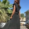 Jupe longue Elena – Voile de coton noir Élégante, fluide et pleine de charme, la jupe Elena est votre nouvelle pièce noire préférée. Couleur : noir Matière : voile de coton doublé Ceinture : amovible, à nouer Taille : unique (convient du 36 au 44) Coupe : longue, fluide, féminine Fabrication : italienne Associez-la au t-shirt Isaée noir pour un total look chic et confortable. Parfaite pour les journées d'été comme pour les soirées élégantes. Description courte : Jupe longue Elena en voile de coton noir, légère et doublée. Taille élastique confortable, ceinture amovible. Taille unique 36 à 44. Fabrication italienne.