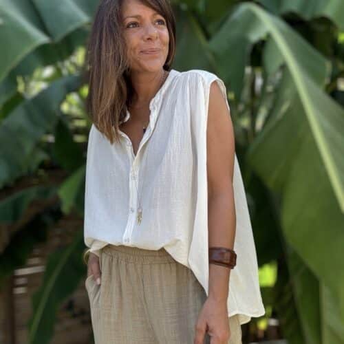 Chemise ample en voile de coton écru Isée
