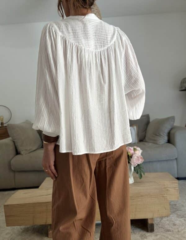 Chemise en voile de coton blanc brodé Séliane – Image 6
