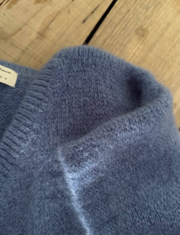 Pull oversize en kid mohair bleu Noé – Image 2