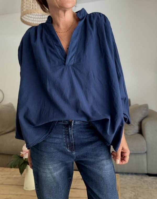 Blouse oversize Gigi marine en voile de coton