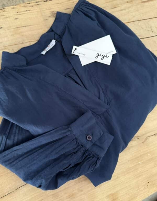 Blouse oversize Gigi marine en voile de coton – Image 2