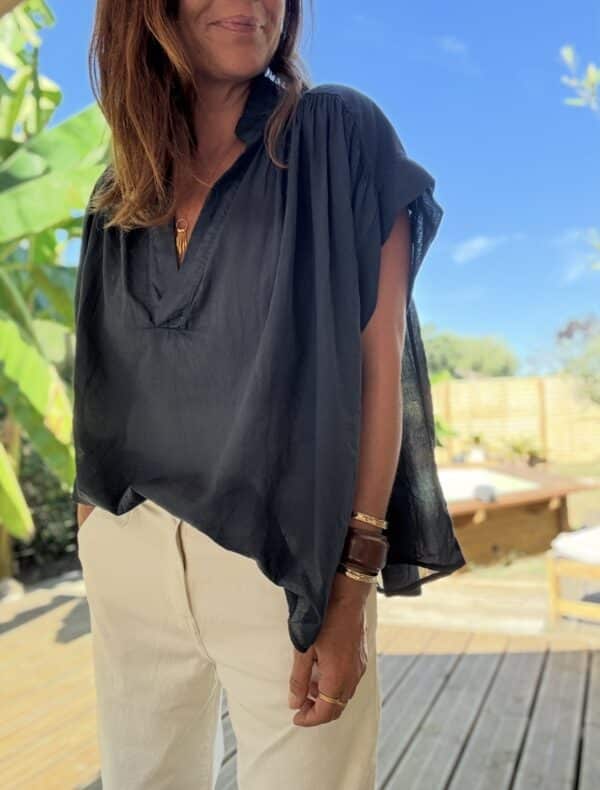 Blouse ample Théa en voile de coton marine