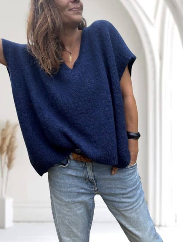 Pull oversize en kid mohair marine Noé – Image 3