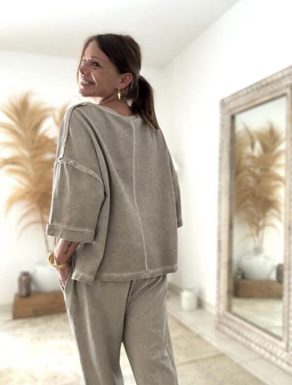 Sweat oversize en coton beige délavé manches 3/4 – Image 5