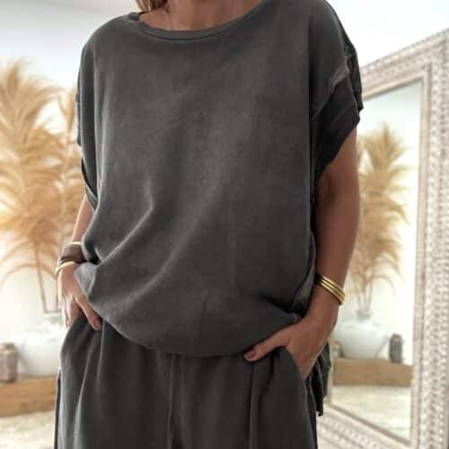 Sweat oversize en coton délavé noir manches courtes