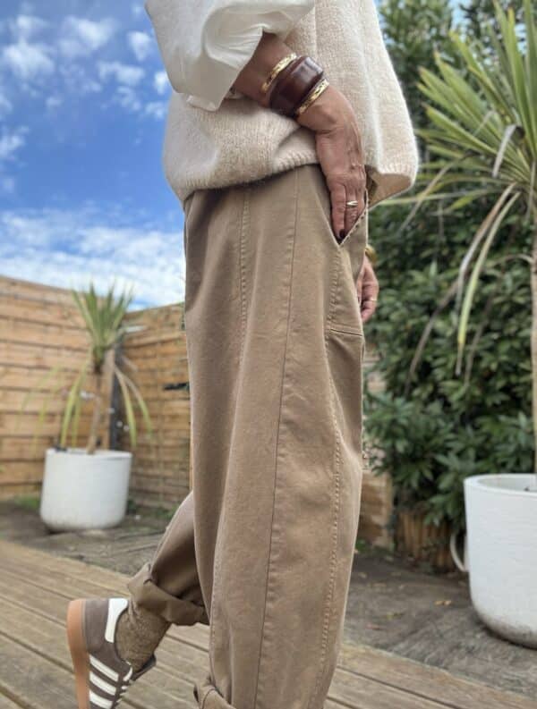 Pantalon barrel camel – Image 5