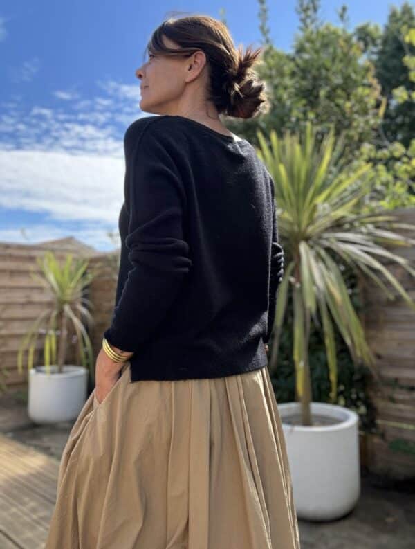 Pull noir en baby alpaga – Image 8