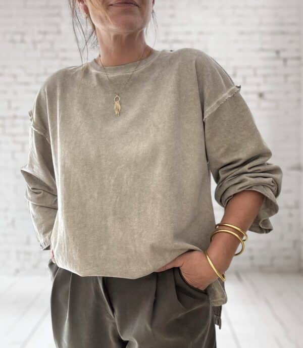 Sweat oversize en coton beige délavé manches longues