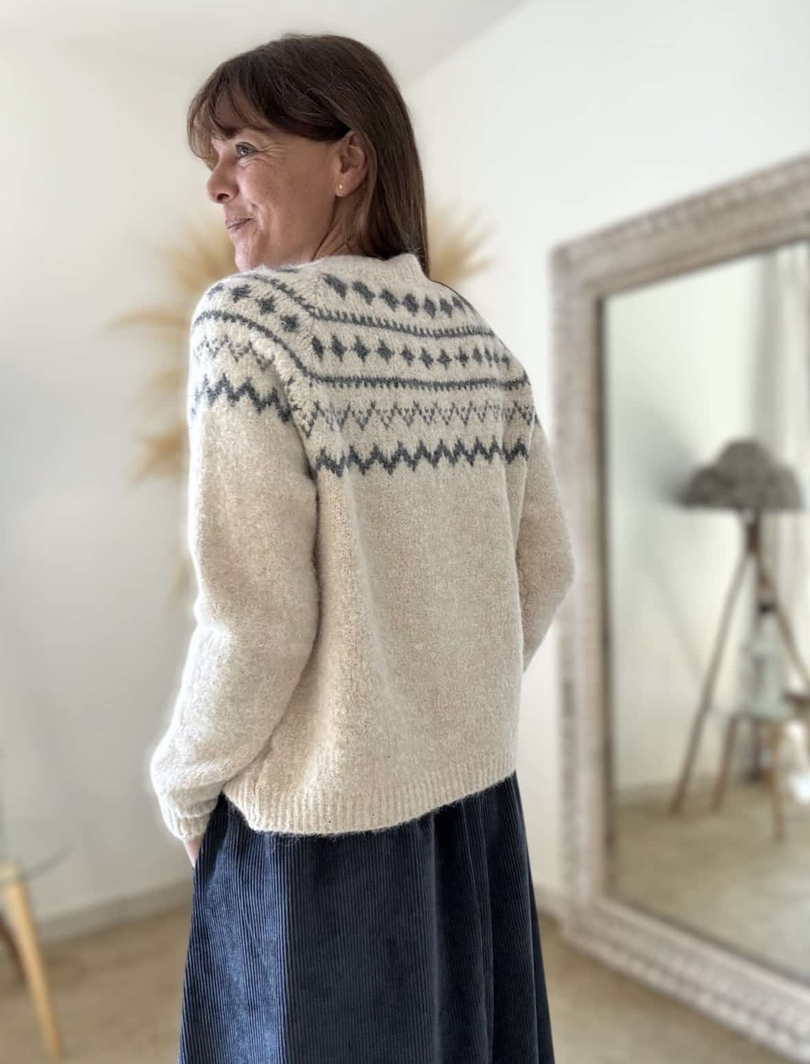 Gilet Brigit beige à motifs anthracite – Image 8