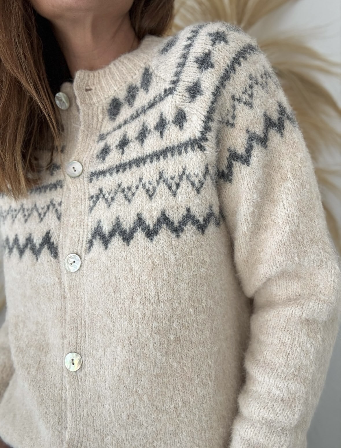 Gilet Brigit beige à motifs anthracite – Image 5