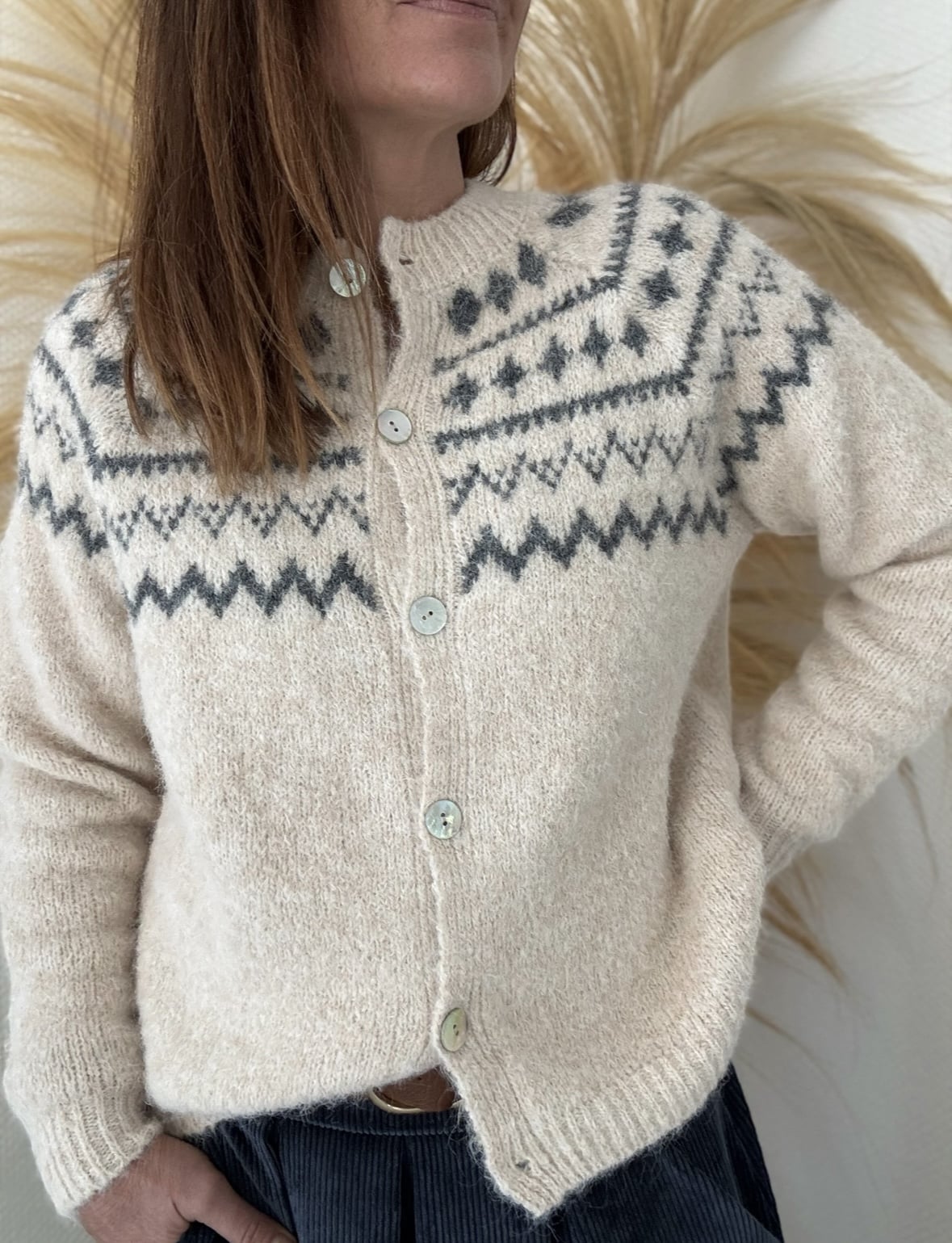 Gilet Brigit beige à motifs anthracite – Image 4