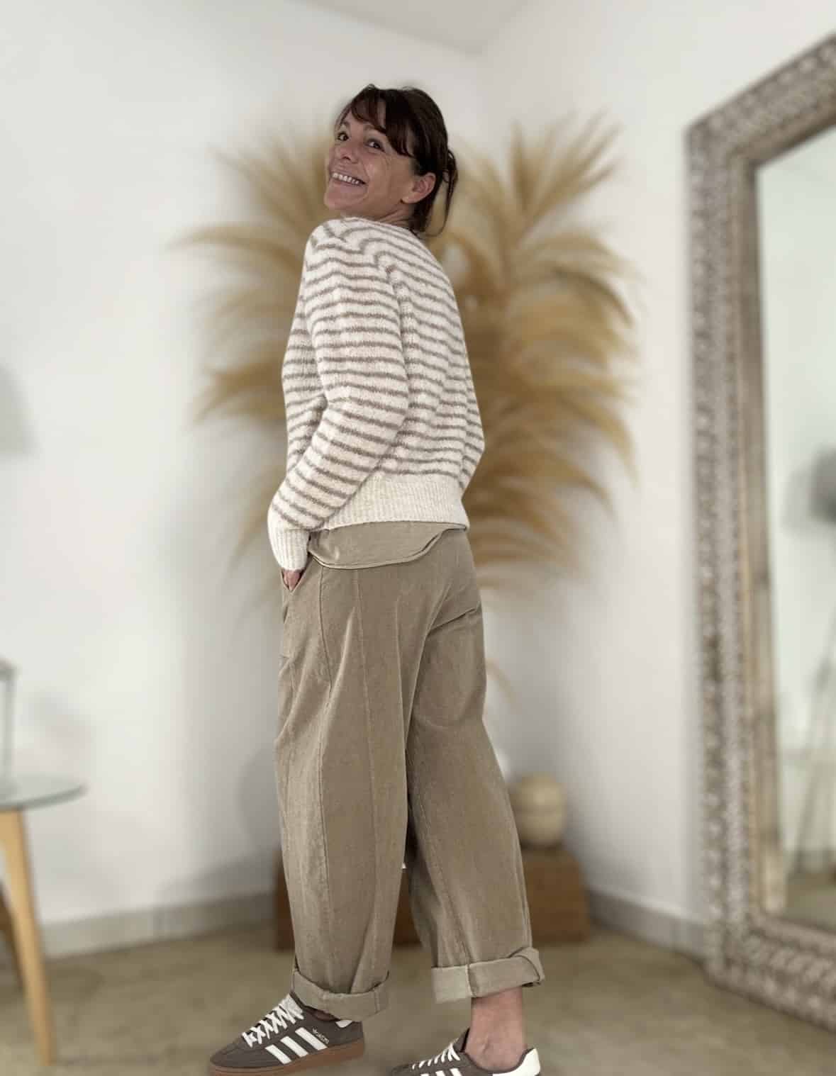 Gilet Isis rayé beige et camel – Image 4