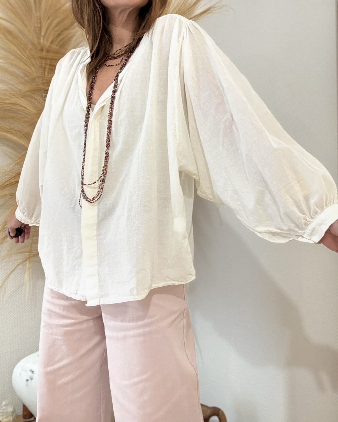 Chemise ample écrue en voile de coton Gigi – Image 6