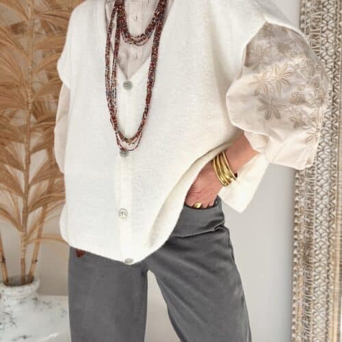 Chemise en voile de coton beige manches brodées