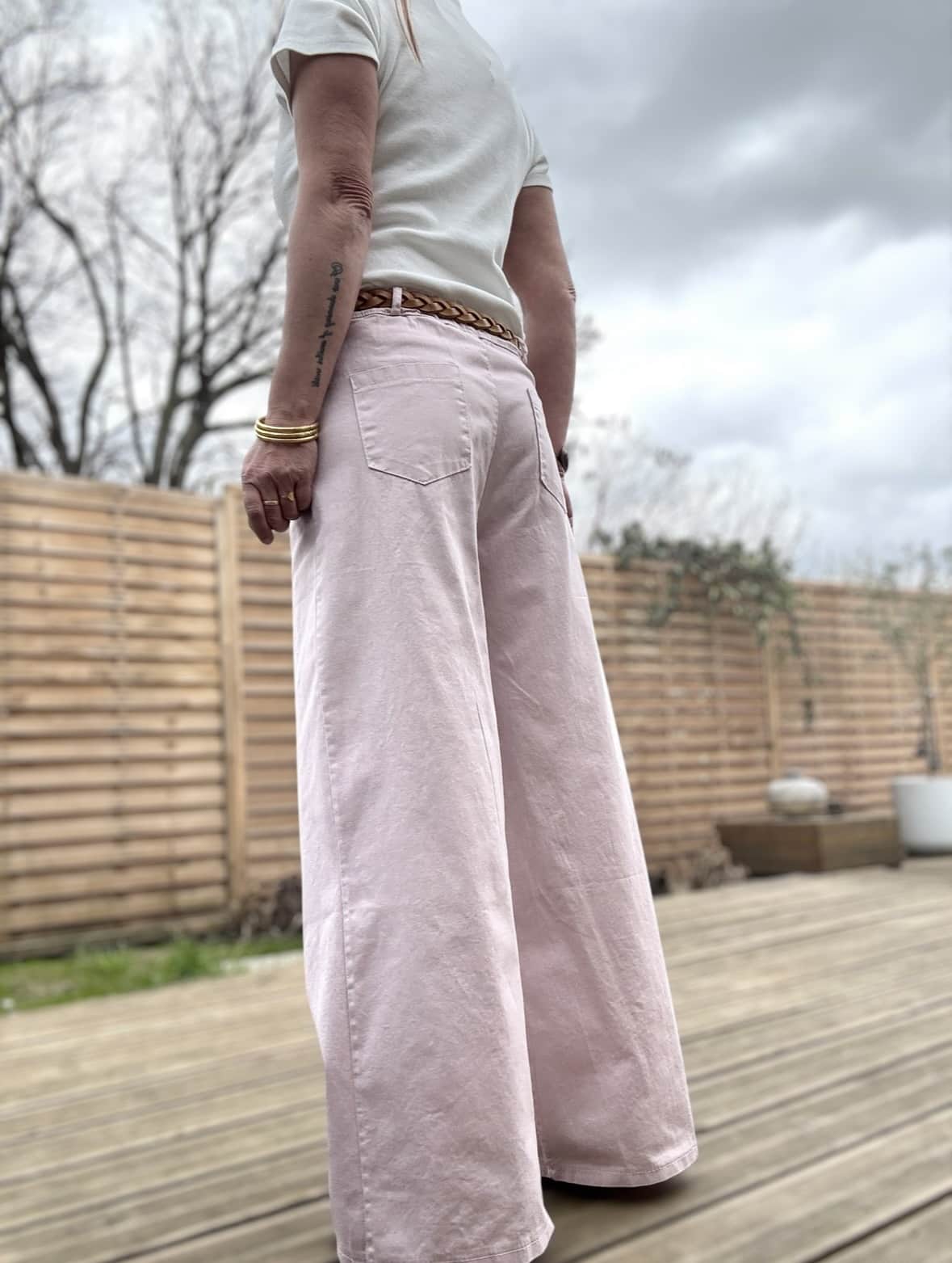 Pantalon Simon rose antique coupe droite ample – Image 3