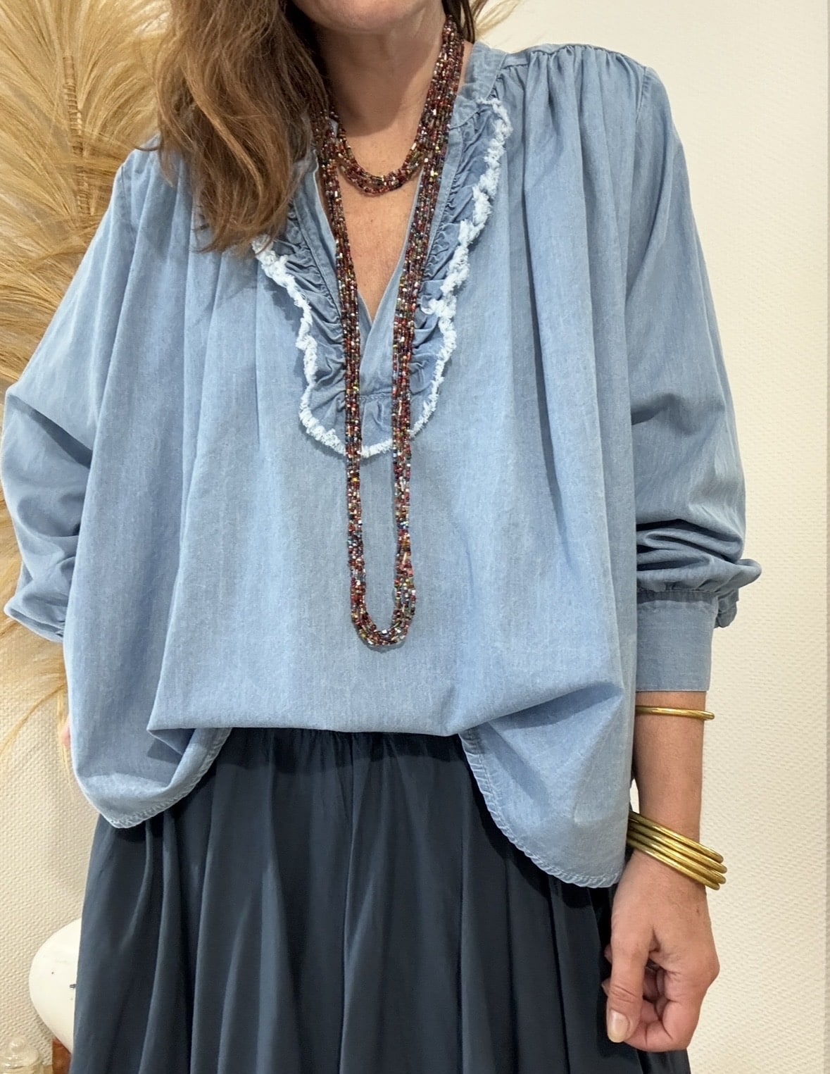 Blouse Colline en denim col volanté – Image 5