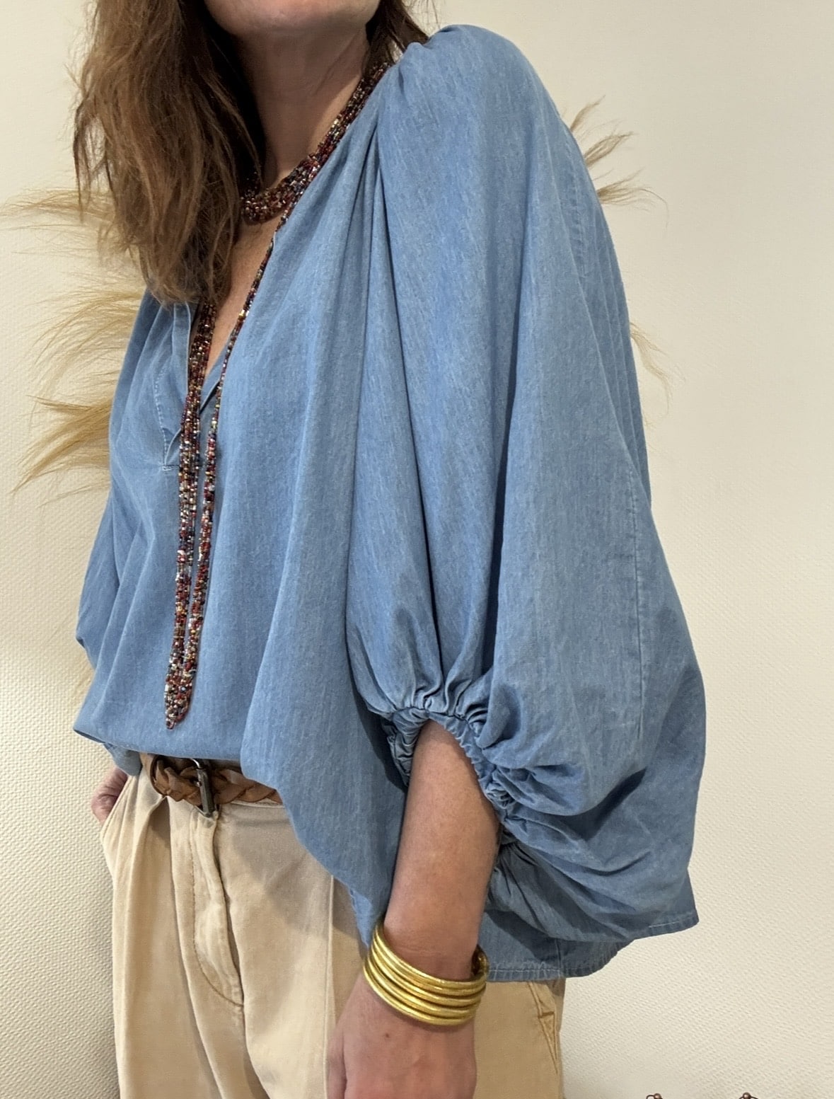Blouse Julia ample en denim manches ballons – Image 3