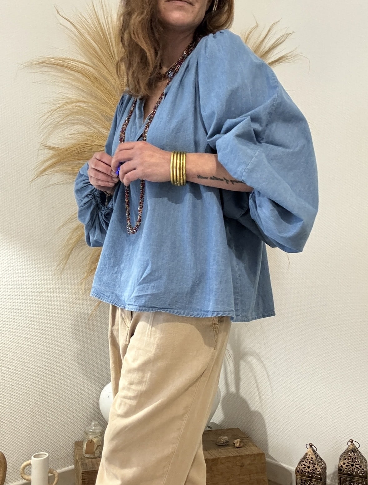 Blouse Julia ample en denim manches ballons – Image 2