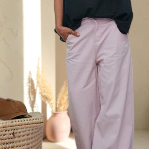 Pantalon Simon rose coupe droite ample