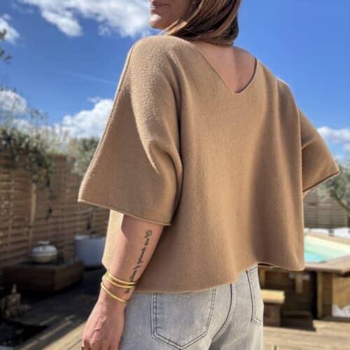 Pull ample camel Nano col V réversible