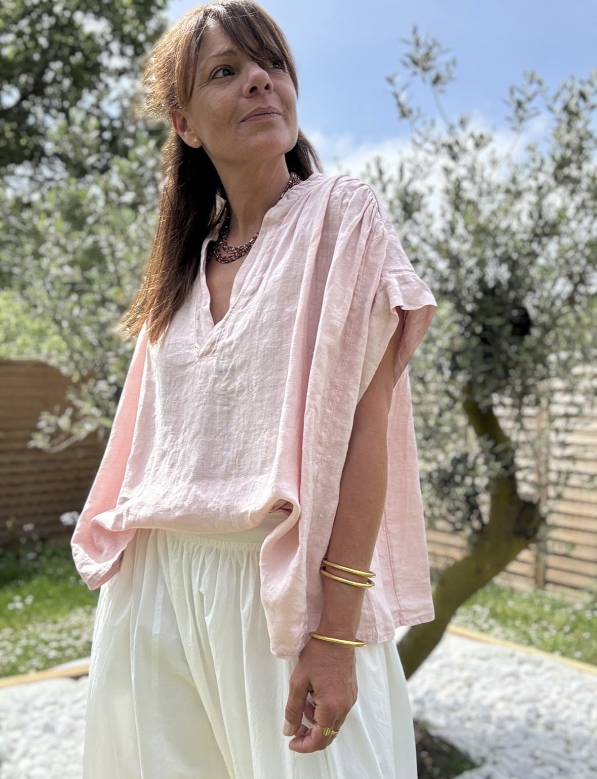 Blouse ample en lin rose poudré Laila – Image 3