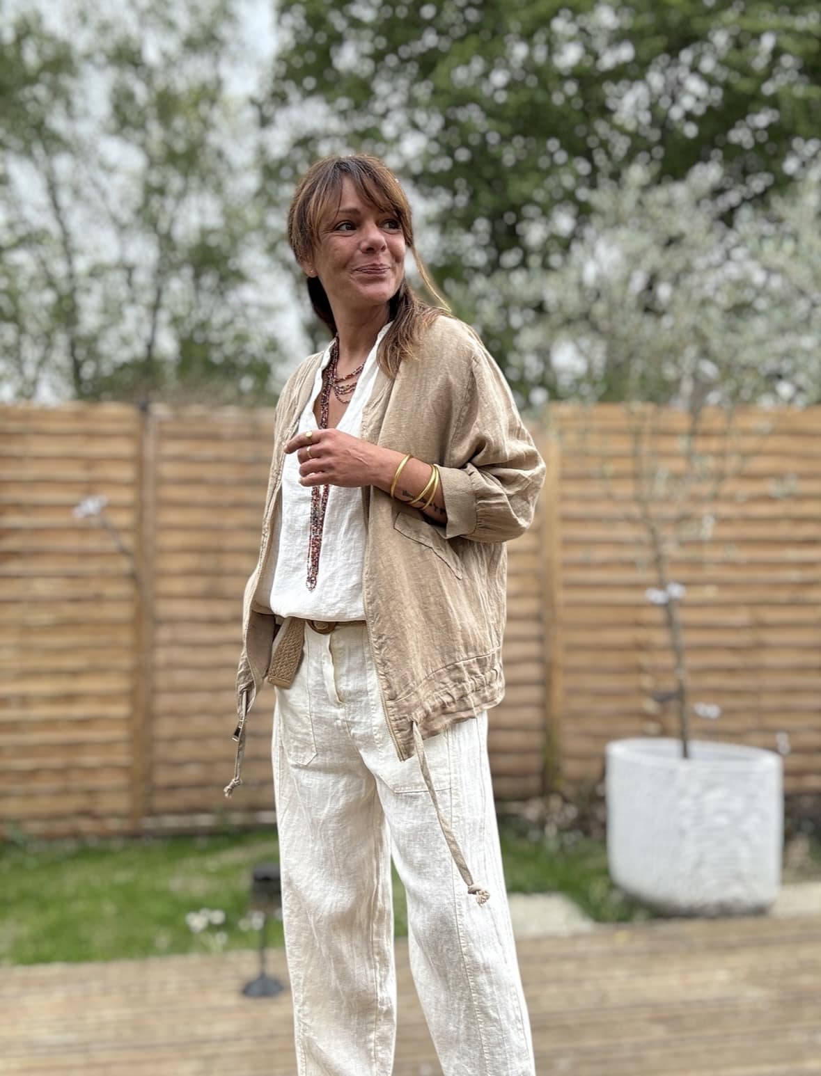 Blouson en lin camel Calista – Image 3