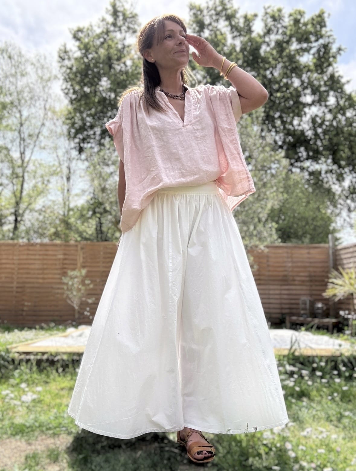 Jupe longue blanche en popeline de coton Isaline – Image 2