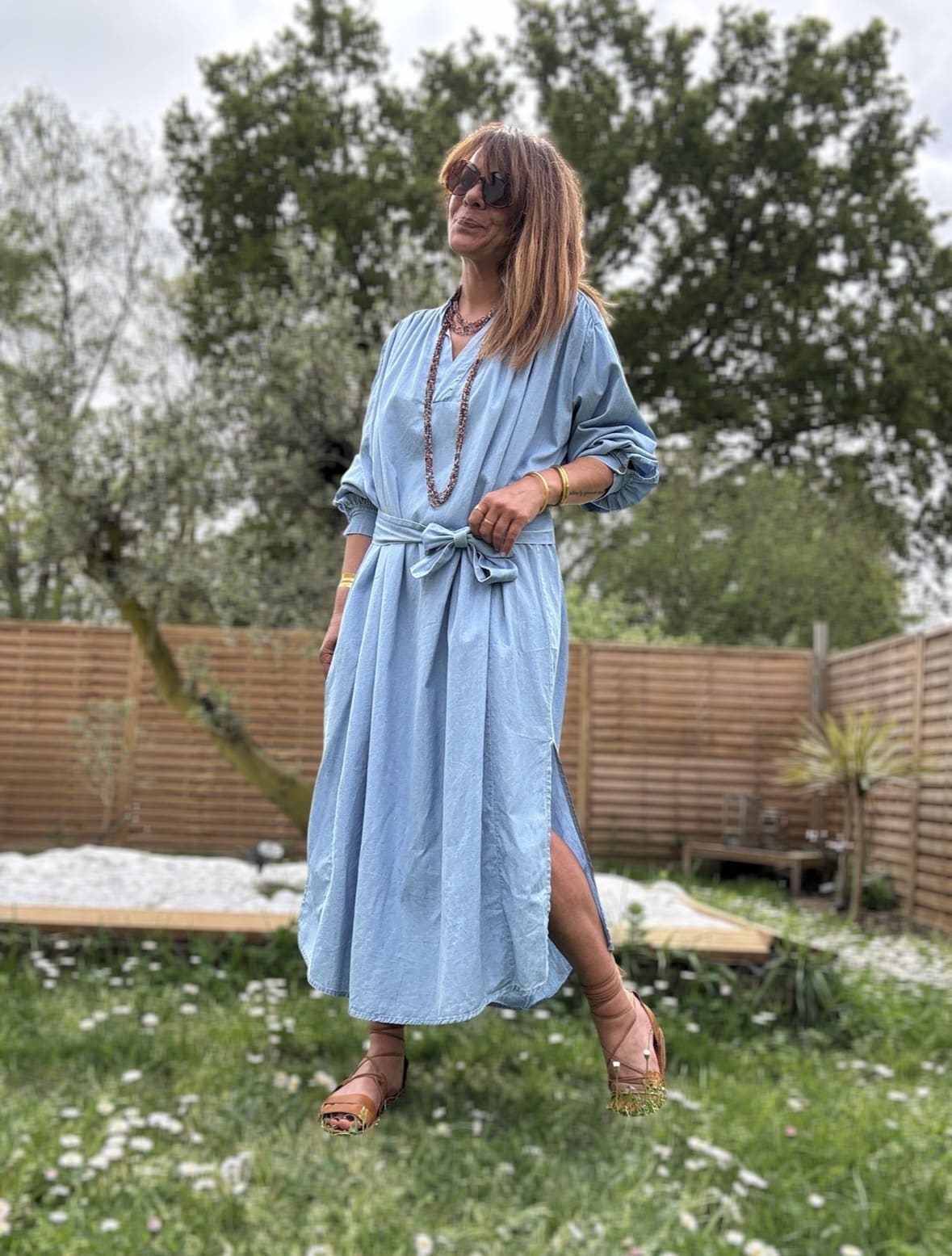 Robe longue oversize en coton bleu Azora – Image 6