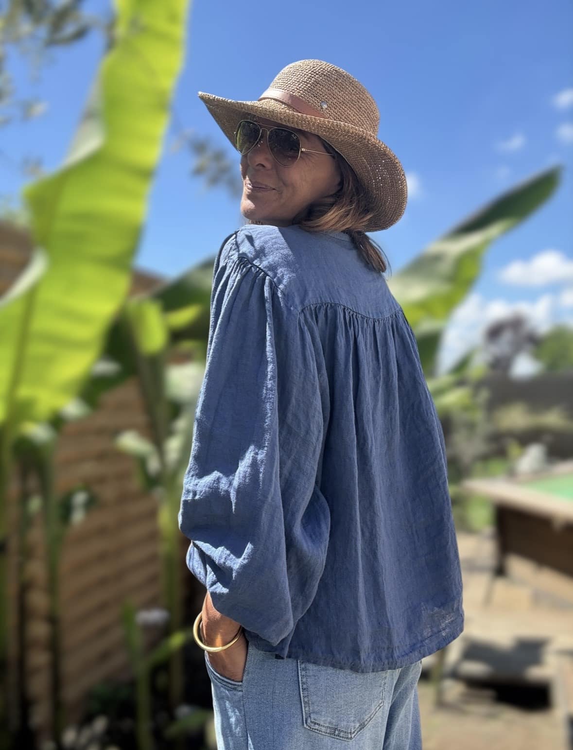 chemise ample en lin marine Lévana – Image 5