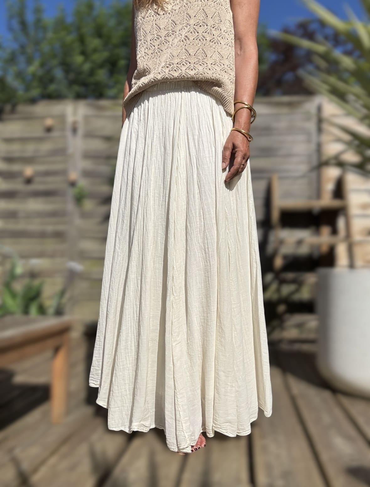 Jupe longue Mira en voile de coton écru, camel ou noir – Image 10