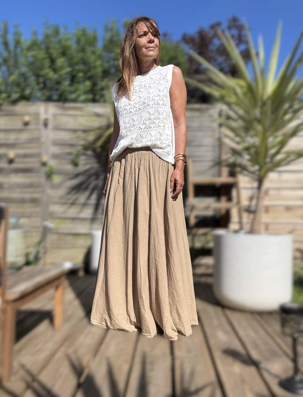 Jupe longue Mira en voile de coton écru, camel ou noir – Image 4