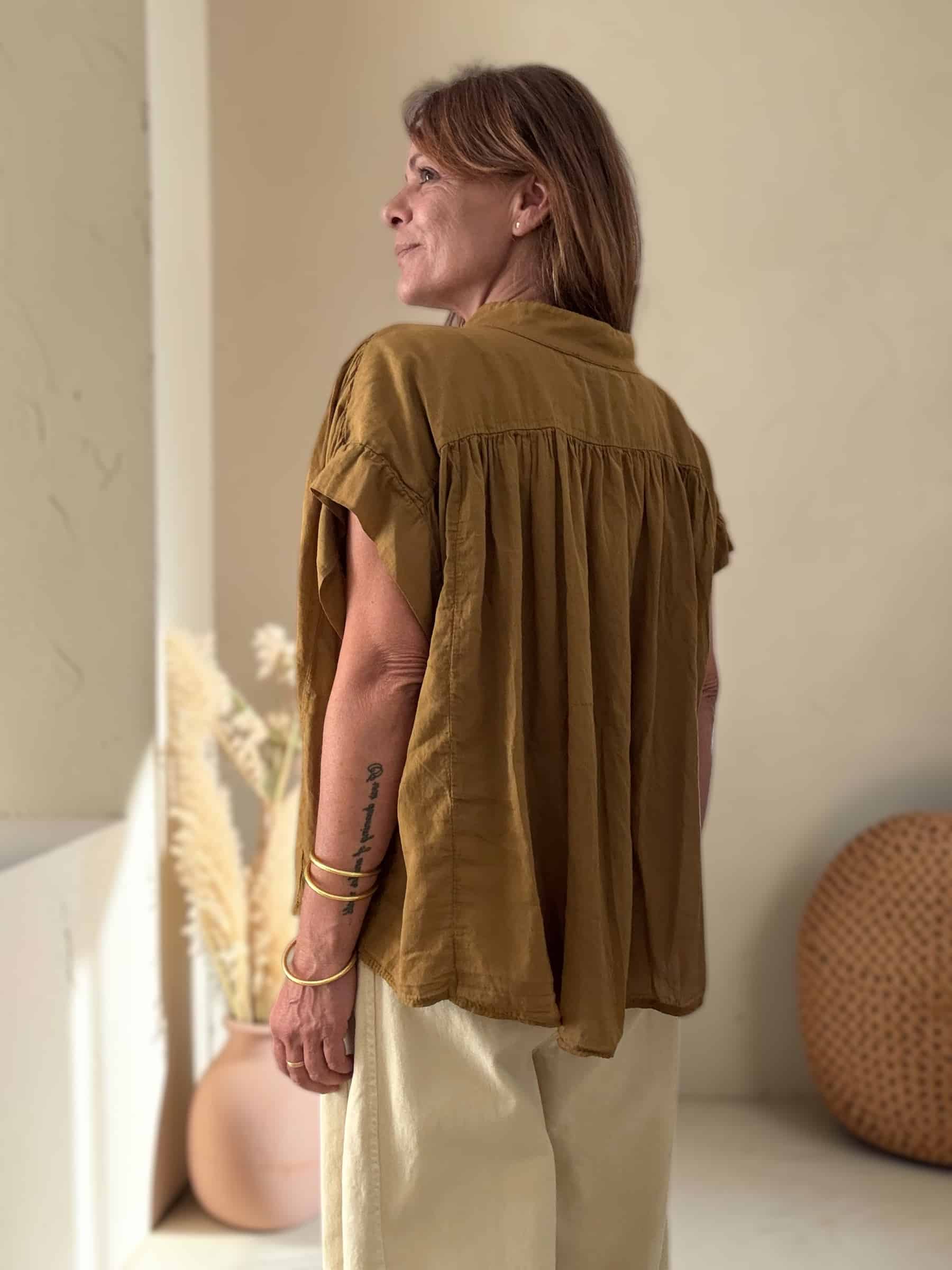 Blouse ample Théa en voile de coton safran – Image 5