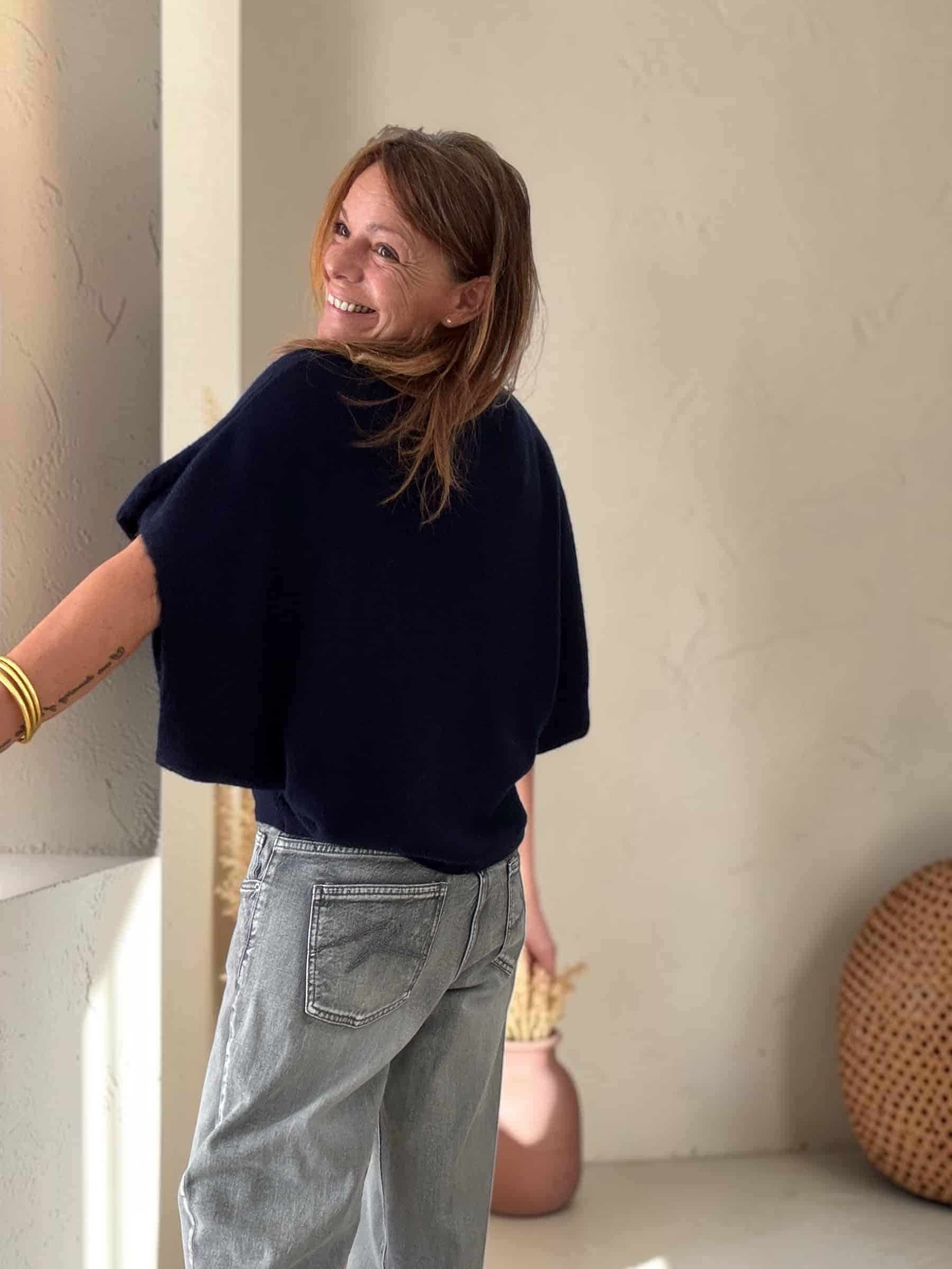 Pull chauve-souris en baby alpaga marine Niko – Image 3