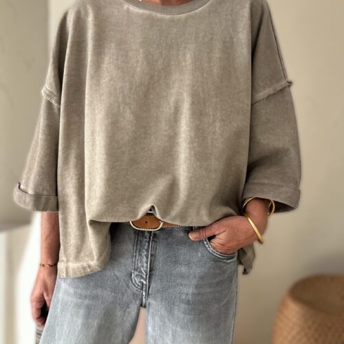 Sweat oversize en coton beige délavé manches 3/4
