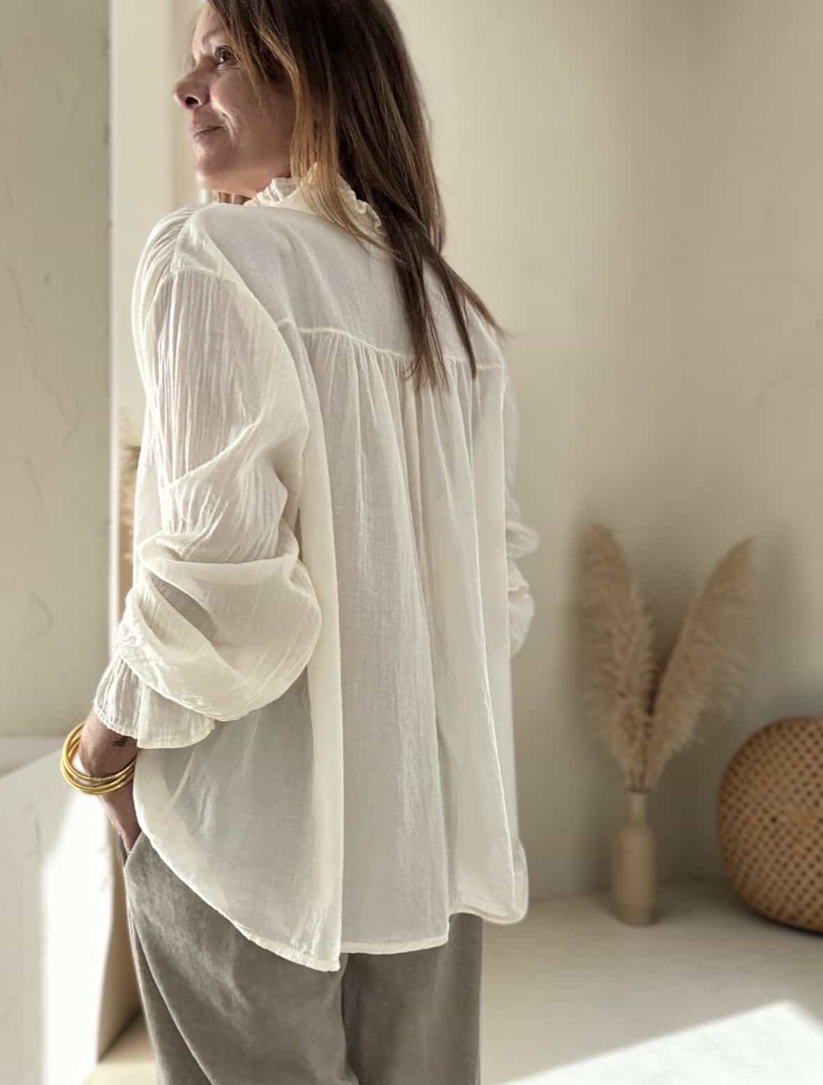 Blouse Naya en voile de coton écru – Image 4