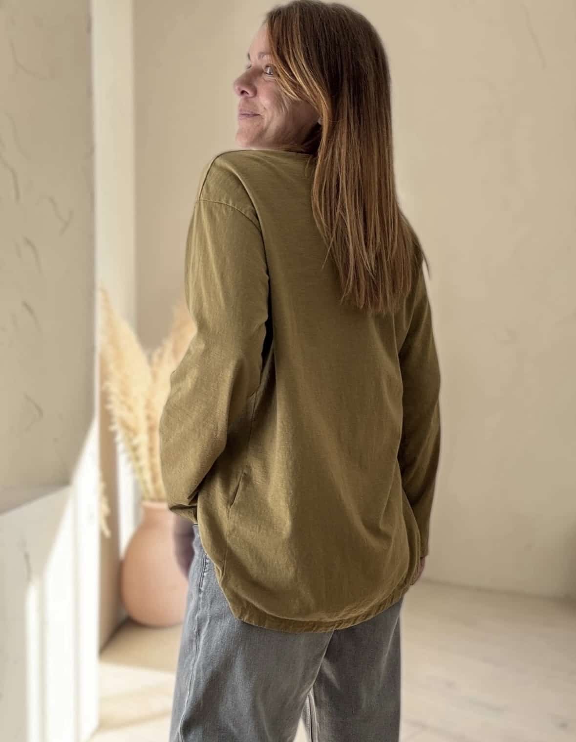 T-shirt kaki June manches longues – Image 5