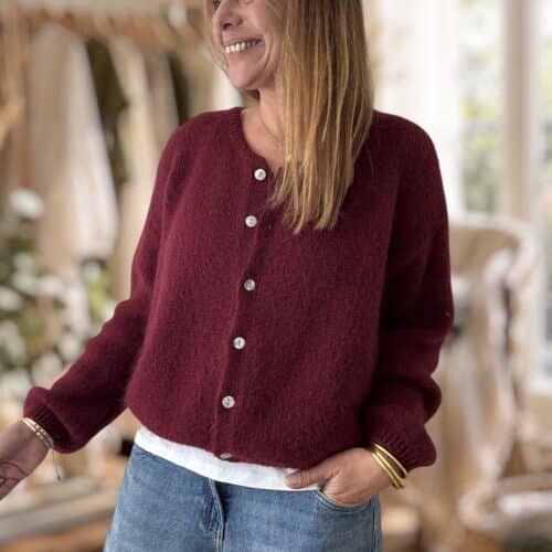 Gilet extra doux en kid mohair bordeaux, fabrication italienne.